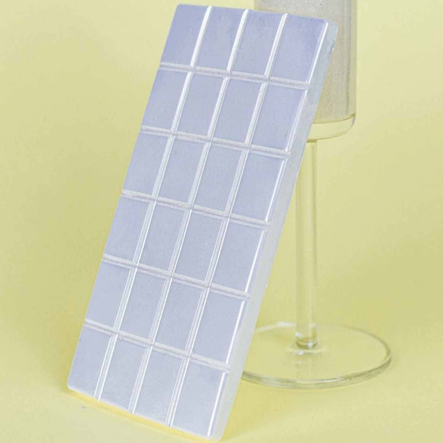 Luster Dust Edible Cake Decorations, Opal Edible Luster Dust for Cupcake Decorations, Cake Drip, Opal Edible Paint for Cakes and Light Purple Food Coloring, Edible Luster Dust for Drinks