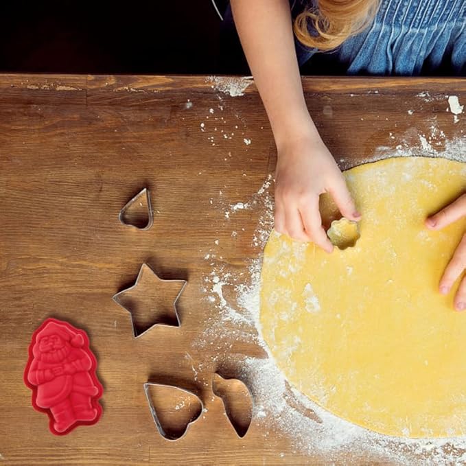 Hemoton 2pcs Christmas Themed Silicone Cake Molds Food-grade Dessert Making Mold for Home Baking Easy to Use Cartoon Design for Boys and Girls for Festive Treats Diy Projects