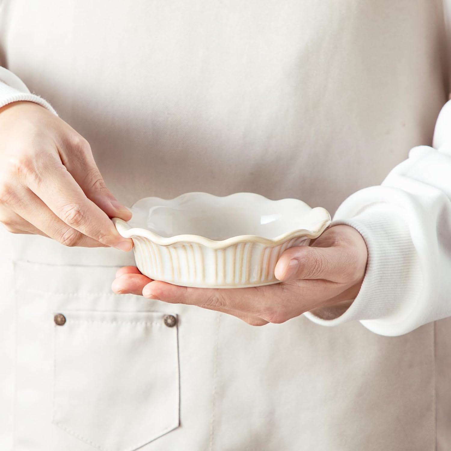 vancasso Mini Pie Pans Set of 6, 5.2 Inch Ceramic Deep Dish Pie Plates with Ruffled Edge for Baking, Microwave & Oven Safe, White