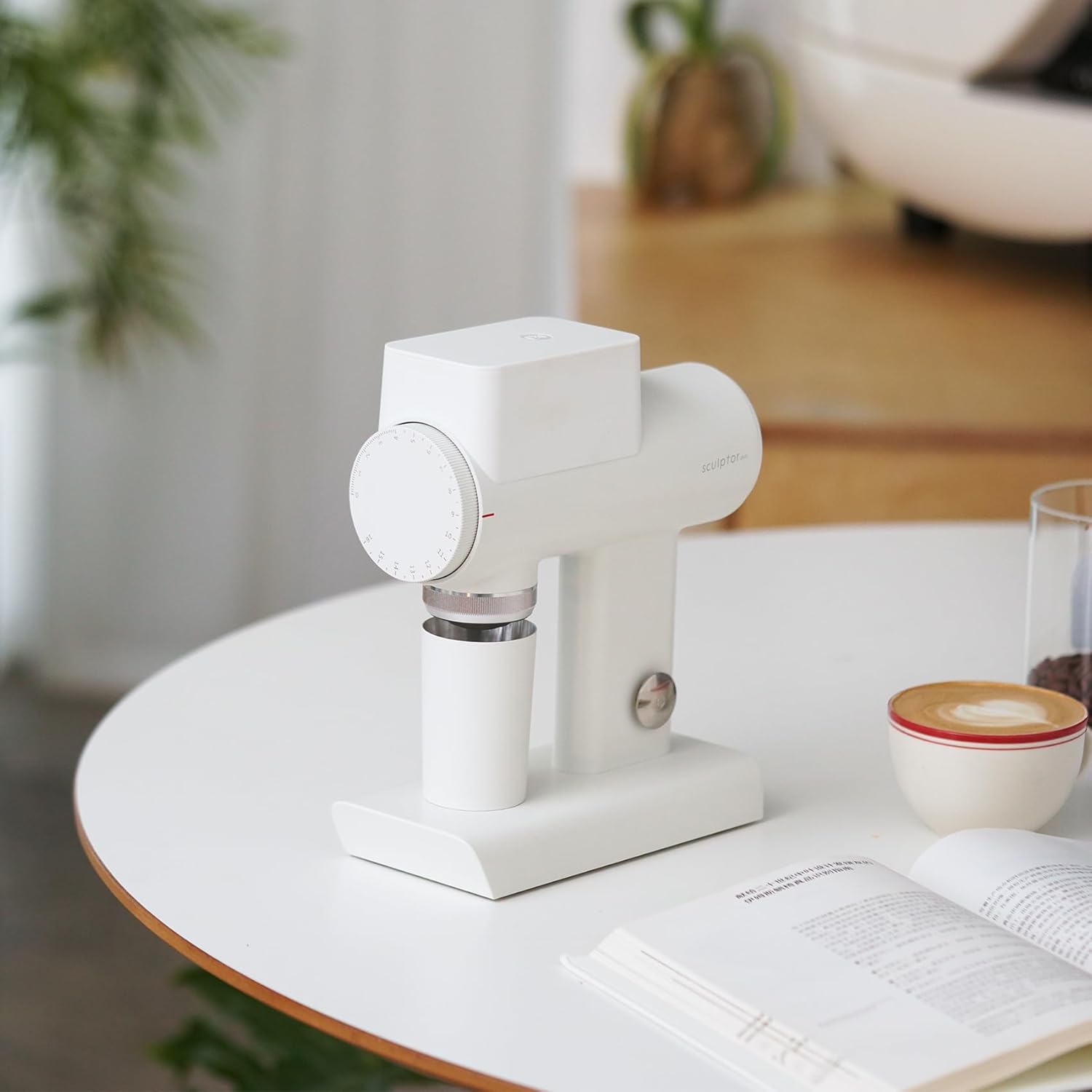 TIMEMORE Sculptor 064S Flat Burr Coffee Bean Grinder, Electric Espresso Grinder with Stepless Coarseness Adjustment, Suitable for Pour over, French Press, Cold Brew - White