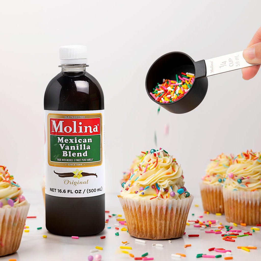 Vanilla Molina - Mexican Vanilla Blend with Pure Vanilla Extract - 2 Pack (16.6 Fl Oz Bottles) - 33.86 Fl Oz Total, Natural Flavoring for Baking, Drinks and Desserts