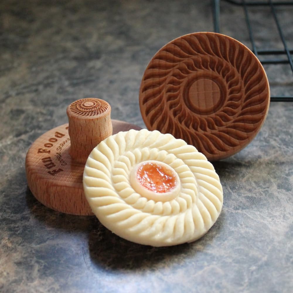 Wood Cookie Stamp, 2.5 Inch (Jelly Roll CS-085)