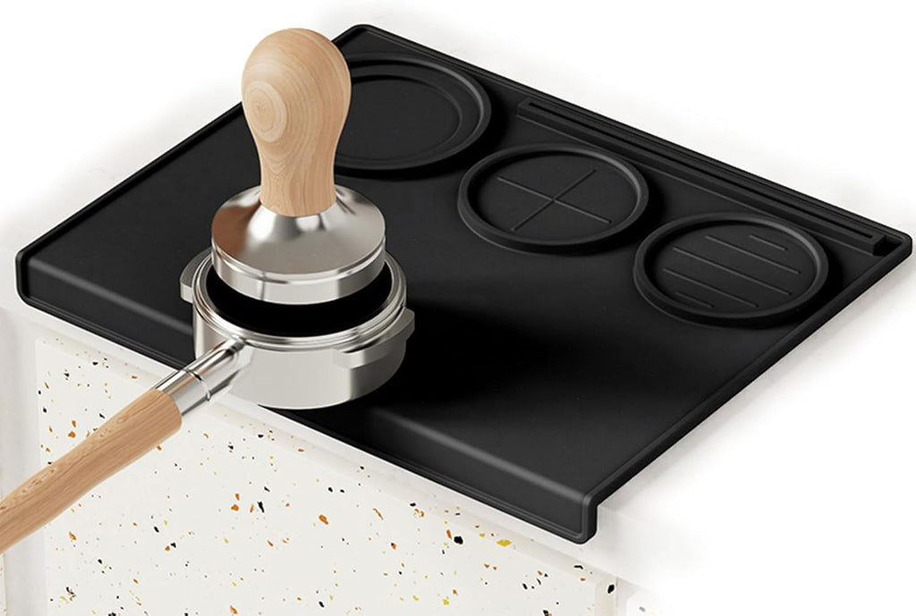 Espresso Tamping Mat, Silicone Coffee Tamping Mat with Three Grooved Sections Suitable for 51mm Tamper and Coffee Distributor, Espresso Accessories Tool for Baristas, Black