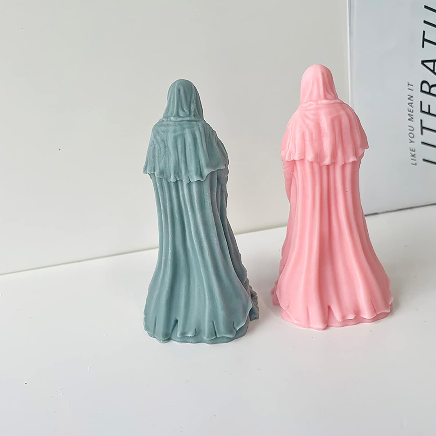 Sword Man Cylinder Candle Mold - Resin Casting Silicone Molds for Home Decor & Candle Making Wave Spiral Mold