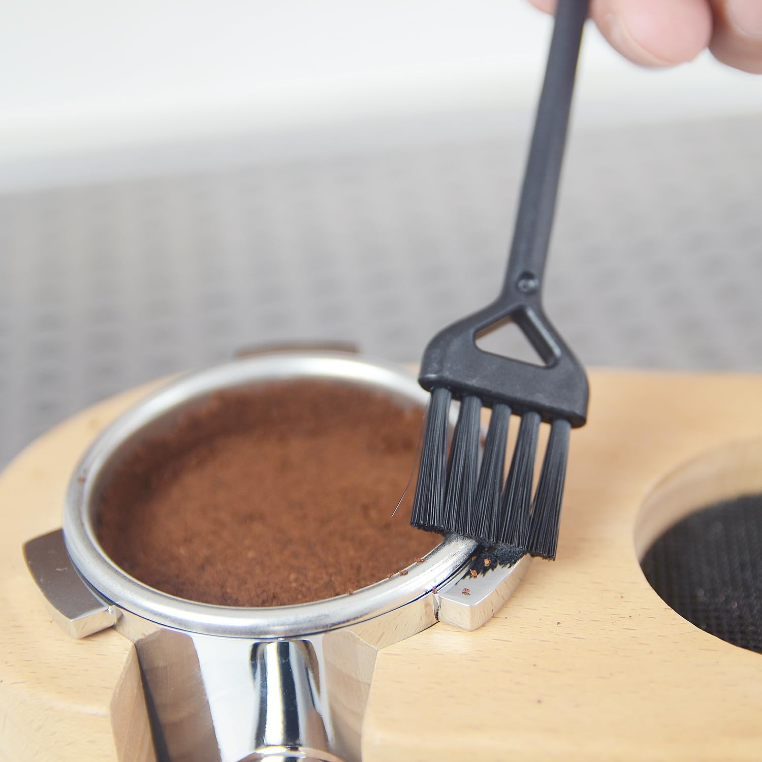 54mm Bottomless Portafilter 3 Ears Stainless Steel Espresso Portafilter Compatible with Puck Screen,Brush and Sandalwood Handle