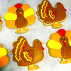 Thanksgiving Cookie Cutters Set 5PCS, Food-grade Stainless Steel Turkey Pumpkin Pine Cones Maple Leaf Fall Cookie Cutters Shapes, Sturdy Metal Biscuit Cutters for Home Holiday Family Baking