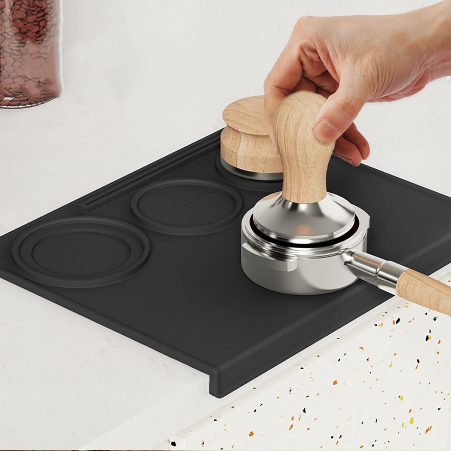 Espresso Tamping Mat, Silicone Coffee Tamping Mat with Three Grooved Sections Suitable for 51mm Tamper and Coffee Distributor, Espresso Accessories Tool for Baristas, Black