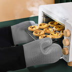 sungwoo Extra Long Silicone Oven Mitts, Heat Resistant Oven Gloves with Quilted Liner Non-Slip Textured Grip Perfect for BBQ, Baking, Cooking and Grilling - 1 Pair 14.6 Inch Grey & Black