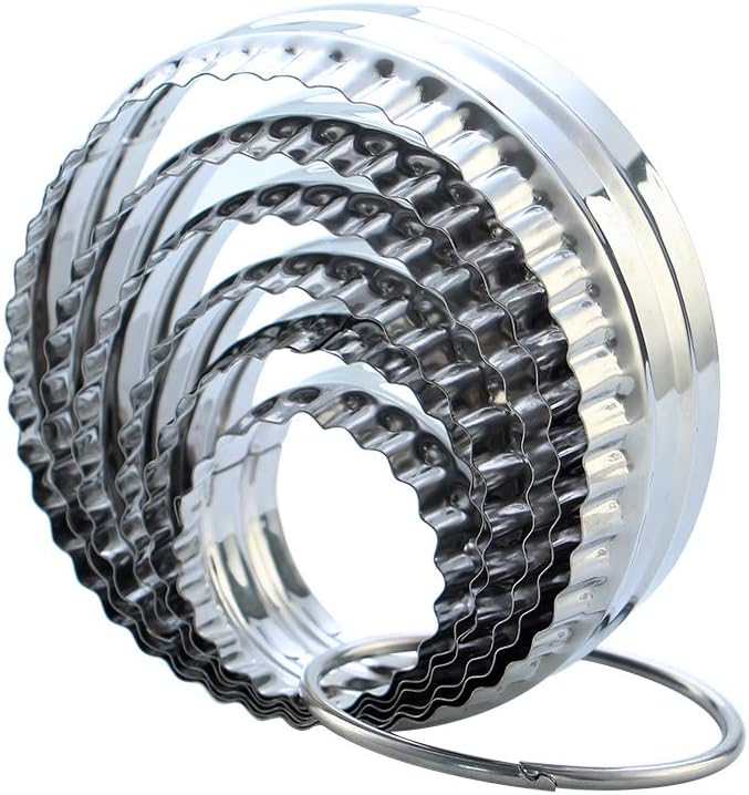 Fluted Cookie Cutters- Round Biscuit Cutters Set of 6 Pieces, Double Sided Fluted and Plain Edge Cookie Cutters, Stainless Steel