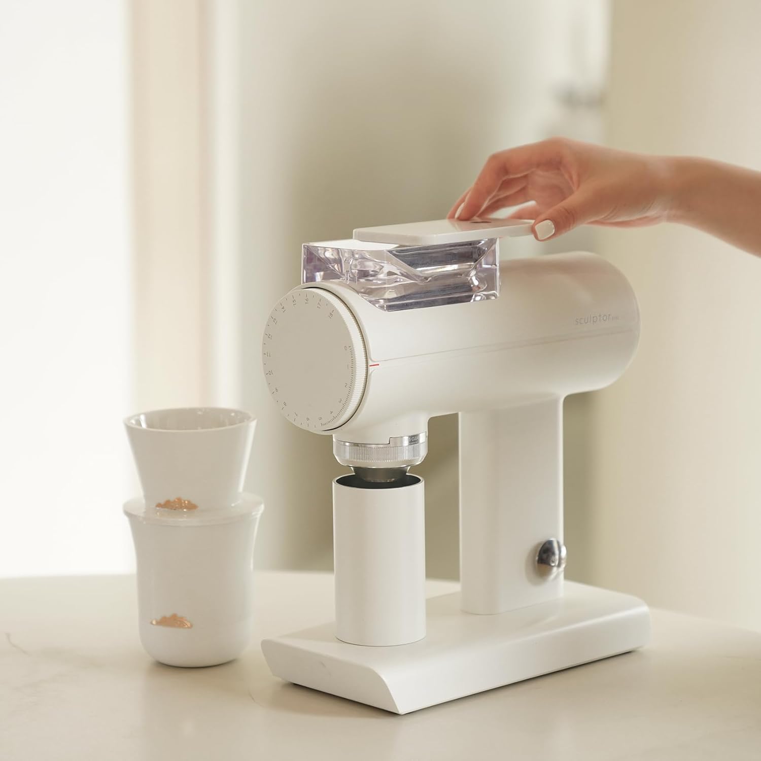 TIMEMORE Sculptor 078S Flat Burr Coffee Bean Grinder, Electric Espresso Grinder with Stepless Coarseness Adjustment, Suitable for Espresso, Pour over, French Press, Cold Brew - White