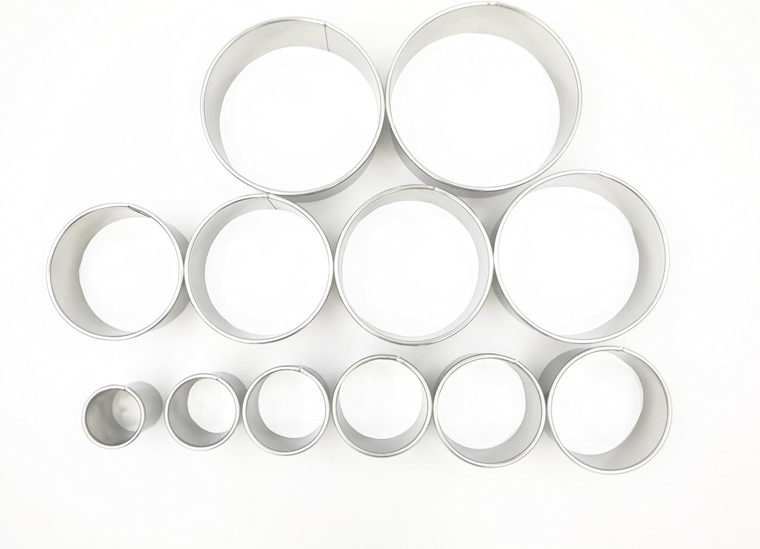12 Piece Plain Round Pastry/Cookie Cutter Set Heavy Duty Commercial Grade 18/8 304 Stainless Steel - Metal Marked Size – Perfect For Cooking Enthusiast