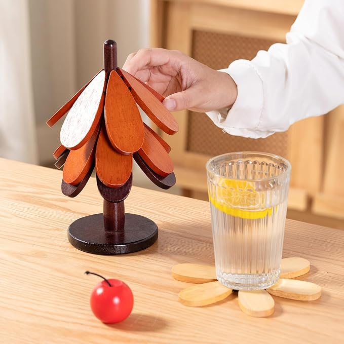 Wooden Apple top 4-Piece Christmas Tree Coaster Set, Suitable for hot Dishes, Coffee, hot Water Cups, Home Restaurant Coasters, Heat-Resistant and Heat-Resistant mats, Holiday Table Decorations