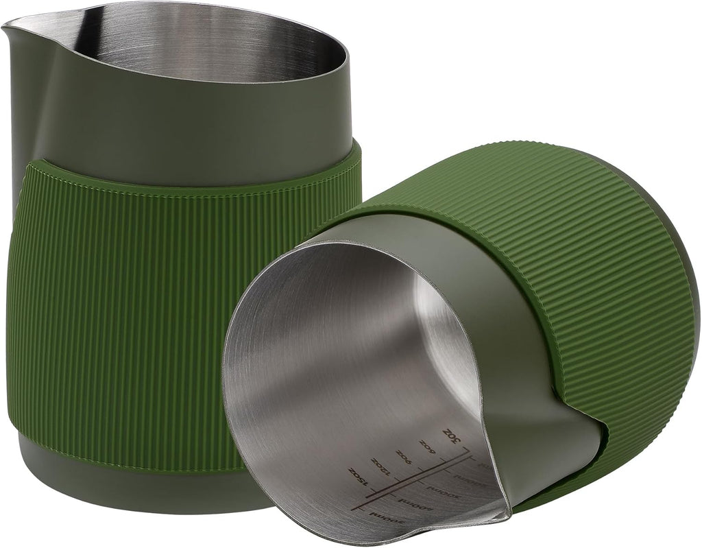 Normcore Handleless Milk Frothing Jug, Milk Pitcher 20.3 oz, Stainless Steel Latte Art Pitcher with Sharp Spout, Heat-Resistant Grip, Green, 600 ml