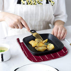 4Pcs Oven Mitts and Pot Holders, Heat Resistant Oven Mitts Set with Pothholder,Heat Resistant Microwave Gloves Safe for Baking,Cooking, BBQ (Red)