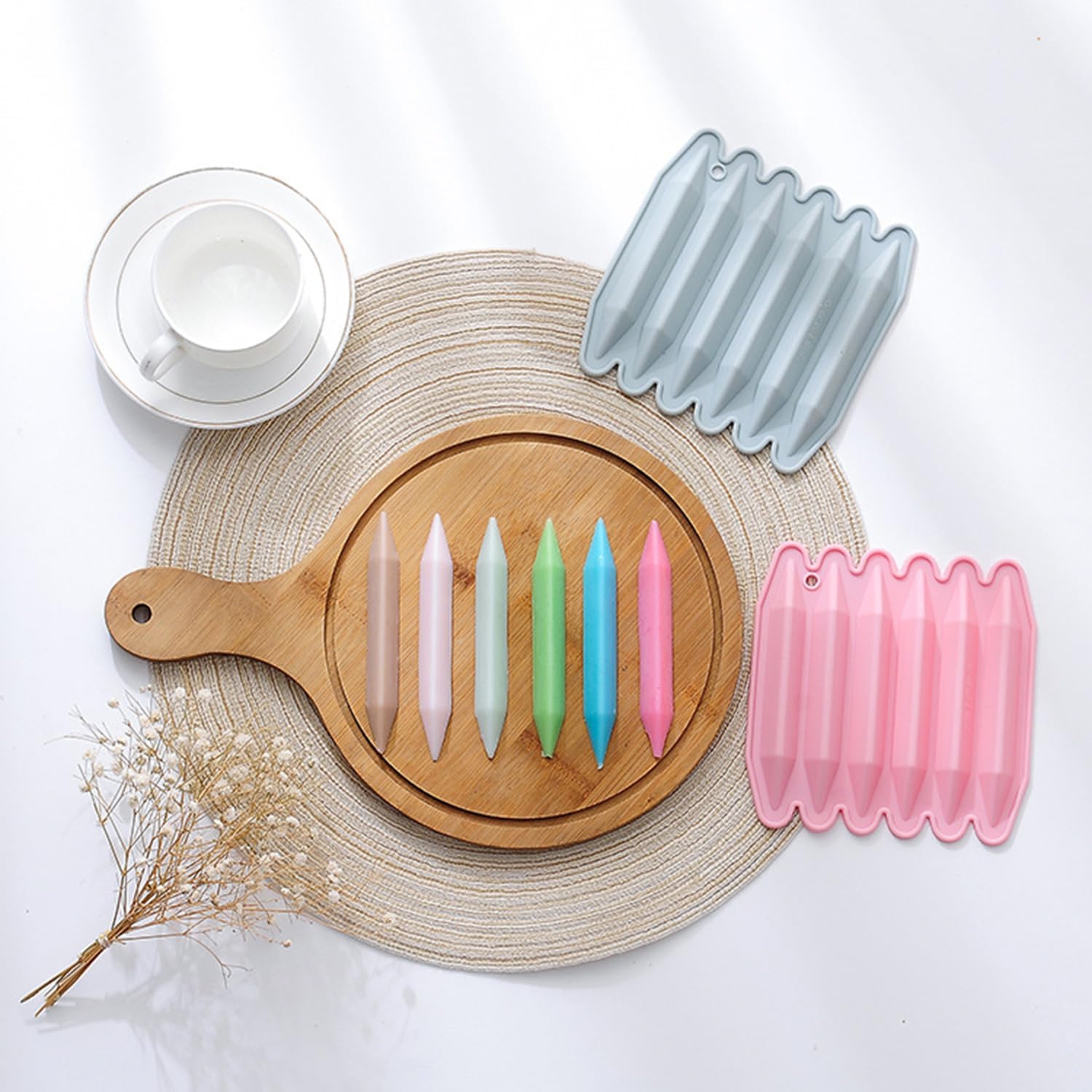 Crayon Mold, 2 Pack Crayon Recycling Molds, 3D Crayon Silicone Mold Tipped Crayon Mold Oven Safe Candy Chocolate Making Molds for Kids Reusable Triangular Flower Crayon Molds for DIY Crayons.