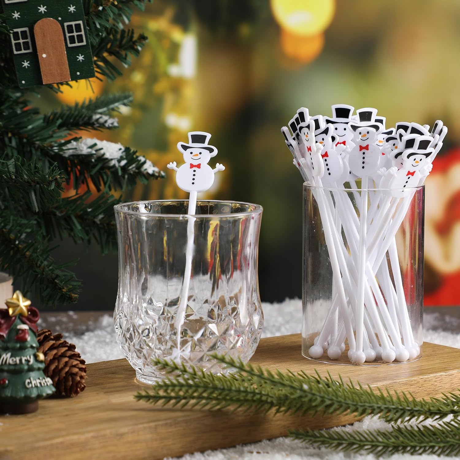 30 Pcs Christmas Drink Stirrers Xmas Stir Stick Holiday Coffee Swizzle Stick Reusable Plastic Hot Cocoa Bar Chocolate Decoration Cocktail Mixer(Snowman,Lovely Color)