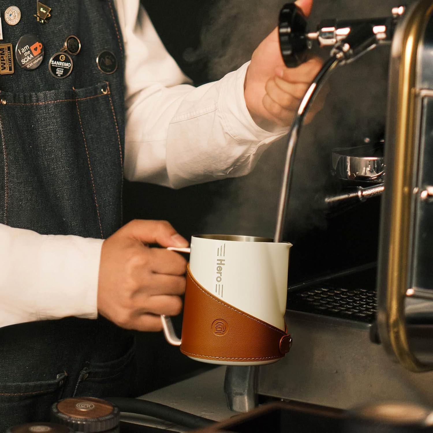 Milk Frothing Pitcher 450ml/16oz 304 Stainless Steel Espresso Steaming Pitcher with PU Leather, Milk Frothing Jug,milk frother cup,Milk Jug Cup,Premium Barista Tools,Latte Art (Black,16oz)