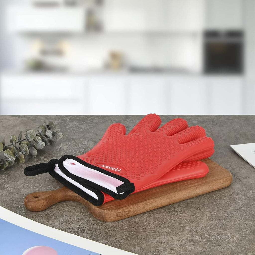 Kitchen Oven Gloves - Silicone and Cotton Double-Layer Heat Resistant Oven Mitts/BBQ Gloves/Grill Gloves - Perfect for Baking and Grilling - 1 Pair (Small, Red)