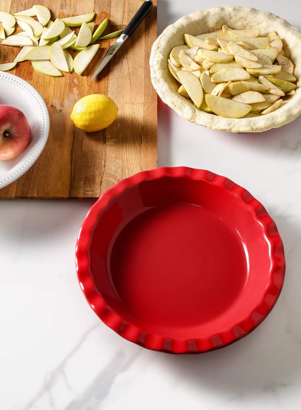 LE TAUCI Ceramic Pie Pans for Baking, 9 Inches Pie Plate for Apple Pie, Pecan Pie, 36 Ounce Deep Dish Pie Pan, Set of 2, Red