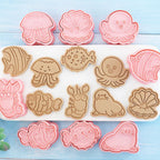 16Pcs Ocean Animal Cookie Cutters with Plunger Stamps Set, Fish, Dolphin, Starfish Plastic Biscuit Cutters, Sea Themed DIY Embossing Cutter for Biscuit Cookie Fondant Cheese Baking (F16)
