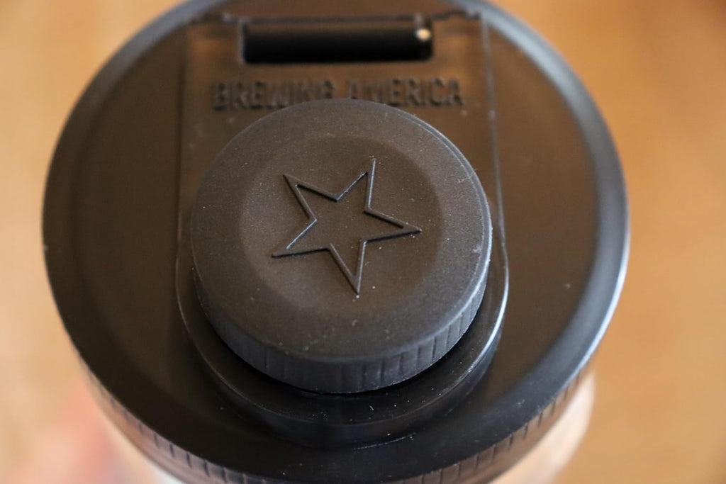 Brewing America Creamer Jar with Pouring Lid, 1 Pint (16 oz) Mason Jar with Black Wide Mouth Pour Lid, for Milk, Sugar, and Cream, 1-Pack (Black)