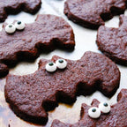 Halloween Cookie Cutters 5pcs, Cat Bat Pumpkin Magic Hat Cookie Cutter Sturdy Easy to Clean & Demold Pancake Dough Molds, Fondant Cutters for Baking Biscuit