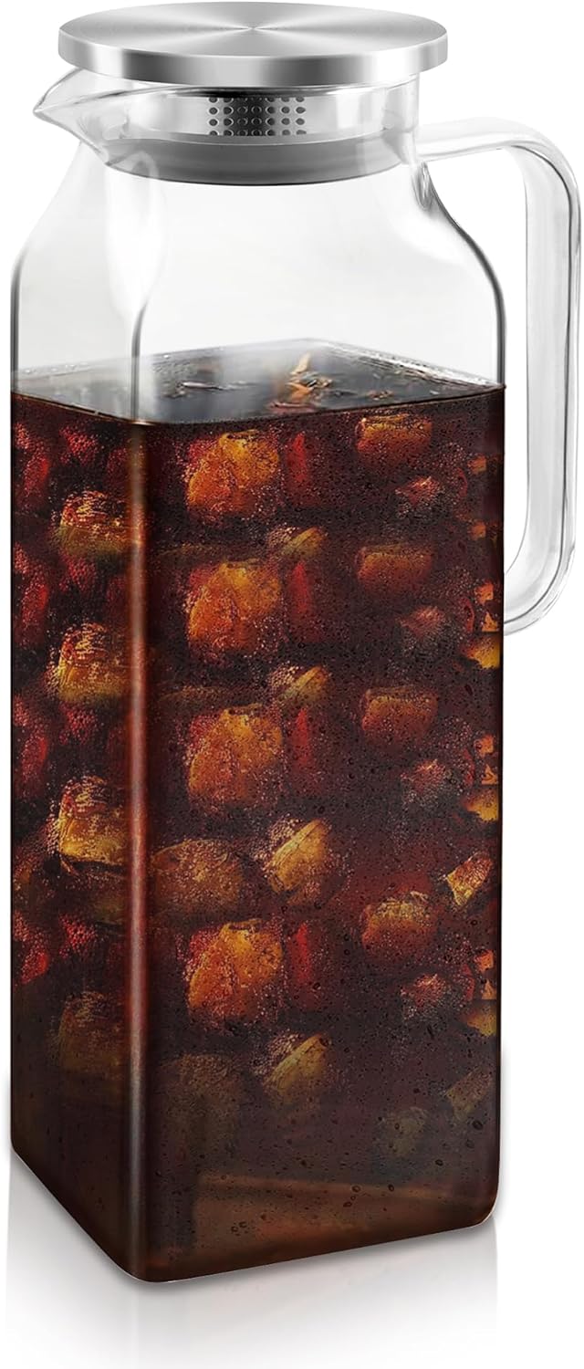 68 Oz Square Glass Pitcher with Lid and Spout, 2 Quart Lightweight Water Pitchers for Hot/Cold Drink, Heat Resistant, Borosilicate Jugs, Glass Carafe with Handle,Ideal for Fridge Storage(1Pack)