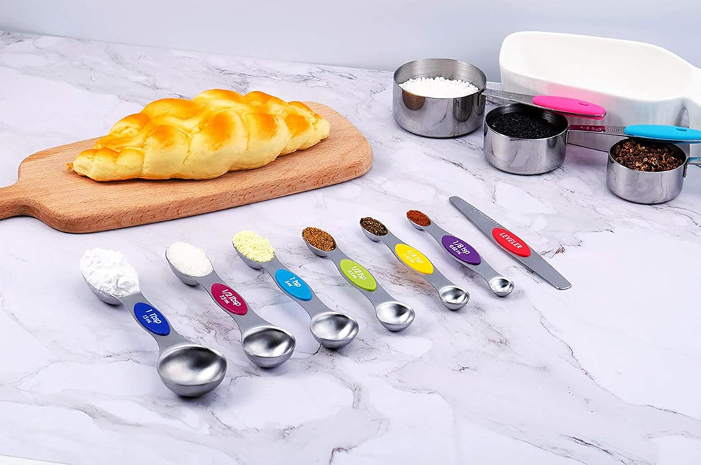 TILUCK measuring cups and magnetic measuring spoons set, stainless steel measuring cups, 6 double-sided stainless steel measuring spoons & 1 leveler (5+7)