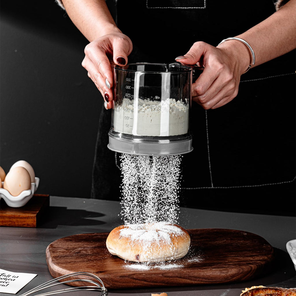 ‌3 Cup Flour Sifter, Sifter for Baking Sifter Handheld Baking Sieve Food-Grade Double-Filter Stainless Steel Flour Sifter Non-Rust Sifter used for Rapid Screening of Flour Apricot Flour Sugar Powder