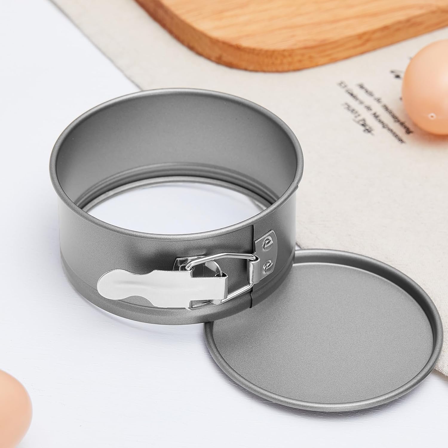 4 Pcs 4 Inch Non Stick Springform Pan with Removable Bottom Carbon Steel Round Springform Cheesecake Pan with Stainless Steel Spring Buckles for Baking Kitchens Restaurant(Gray)