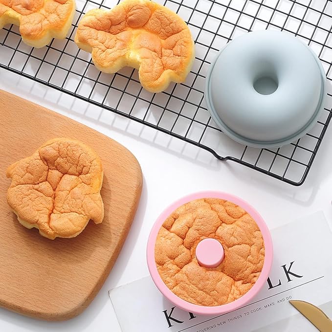 4 Inches Silicone Donuts Pan Set, 4 Pieces Non-stick Pastry Molds Cake Baking Molds for Bagel and Doughnut Cake Pans (Pink)