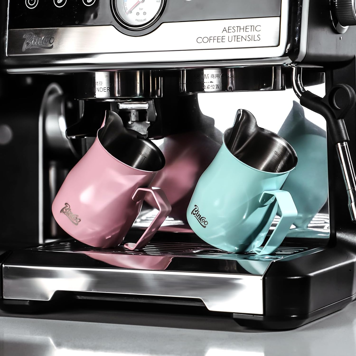 Milk Frothing Pitcher 450ML - Espresso Steaming Pitcher with Large Handle and Spout,Cappuccino Latte Art Cup for Barista and Home Cafe