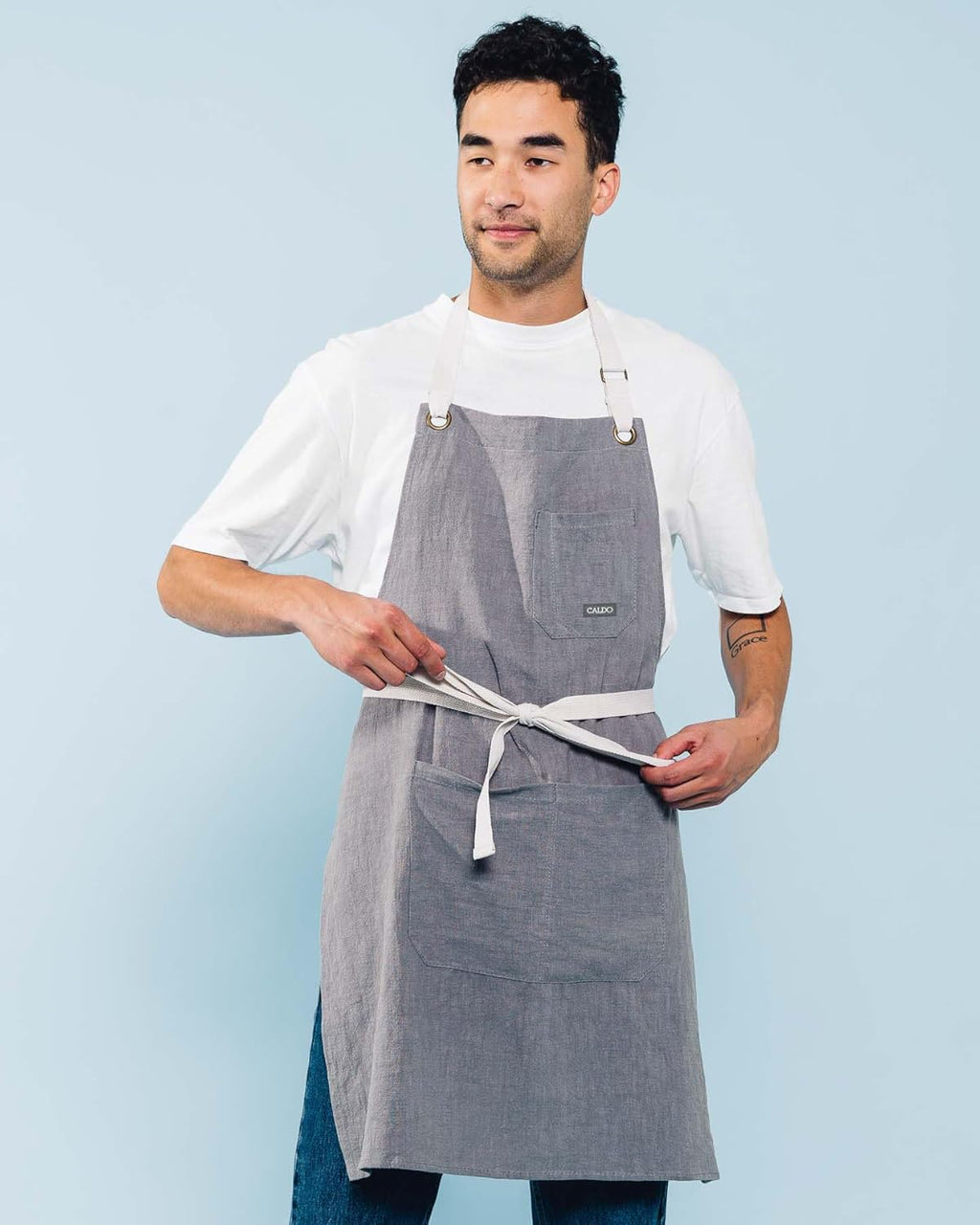 Caldo Linen Kitchen Apron for Cooking - Mens and Womens Linen Bib Apron for Professional Chef, Server, or Barista - Adjustable with Pockets (Grey)