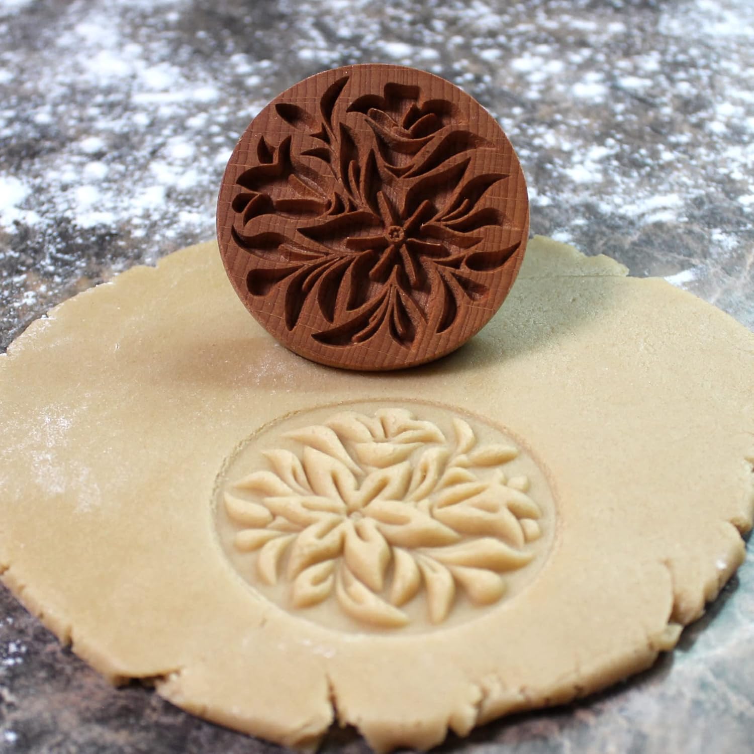 Wood Cookie Stamp, 2.5 Inch (Bluebells CS-031)