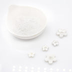 Bakerpan Pearl Luster Dust Edible, Intense White Edible Glitter for Cocktails, 4 Grams Edible Glitter for Cake Decorating, Cookies, Chocolates and Candies, Drinks (Made in USA)