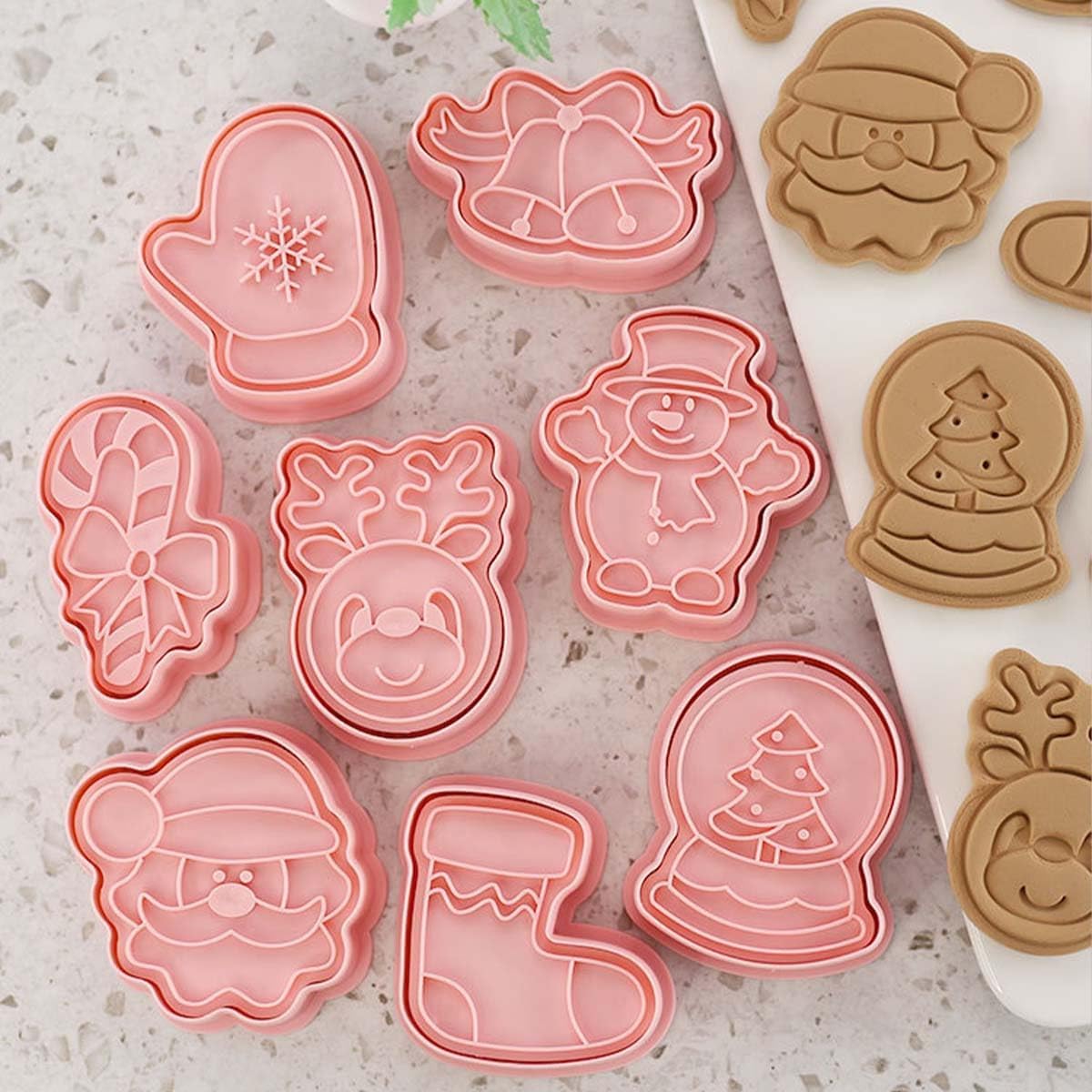 8 Piece Christmas Cookie Cutters, 3d Raised Design Gingerbread Cookie Stamps, Cookie Cutter Set suitable for Frosting Decoration, Mini Pie Molds, Apple Pie Pastry Biscuit Cutter (Christmas-D)