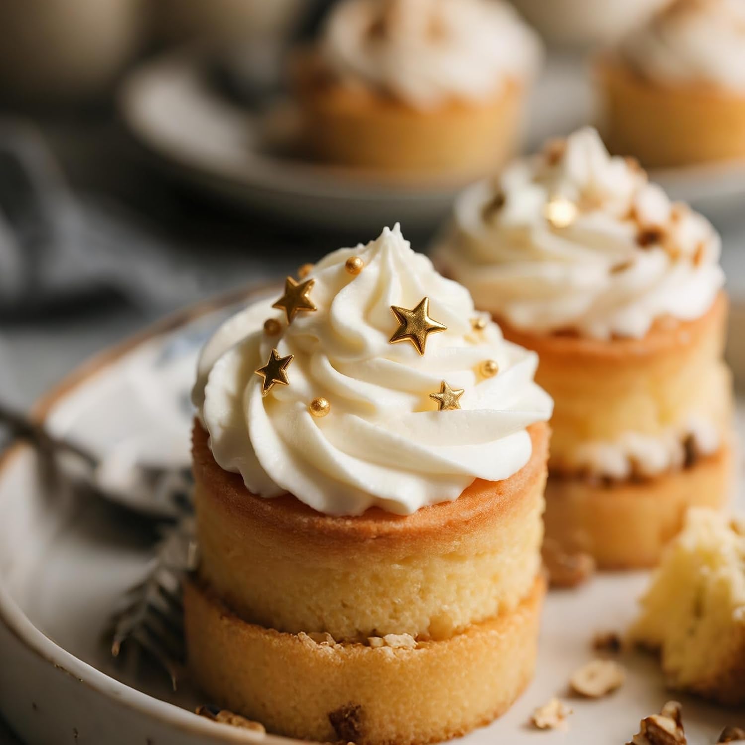 Twisweet Gold Sprinkles, Edible Gold Stars for Cake Decorating, Sugar Sprinkles for Baking, Mix Size Gold Candy, Cake Topper Ice Cream Cupcake Cookie Toppings Dessert Decorations, Christmas Wedding Birthday Party Supplies (130g/4.58oz)