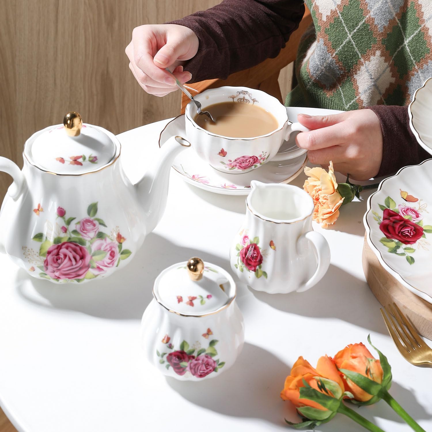 Porcelain Tea Sets British Royal Series, 8 OZ Cups & Saucer Service for 6, with Teapot Sugar Bowl Cream Pitcher Teaspoons and Tea Strainer, Suitable for High Tea, Wedding, Party (Midsummer Rose)