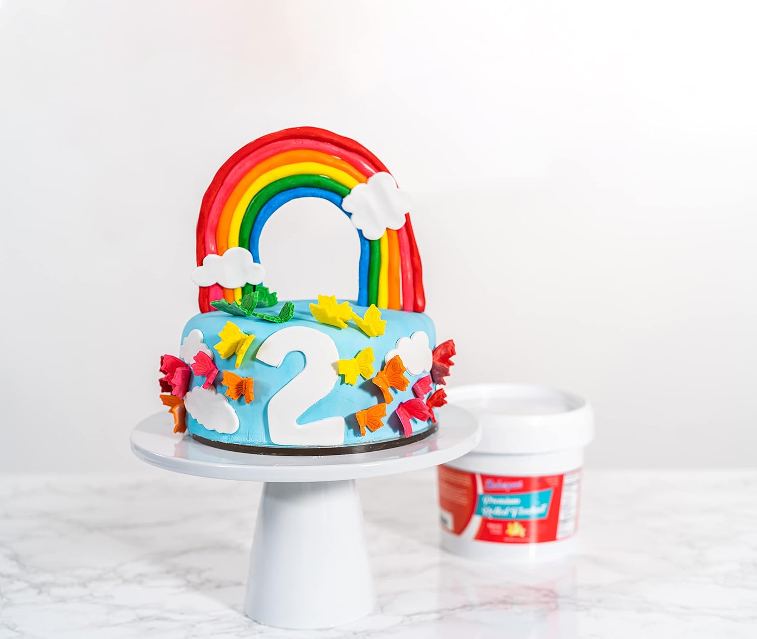 Bakerpan Premium Rolled Red Fondant for Cake Decorating - 1 Pound, Vanilla Flavor