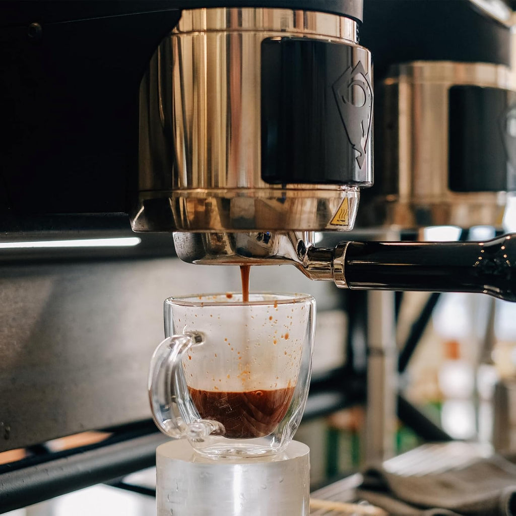 Espresso Cups Set of 4, 6oz /170ml Double Walled Glass Coffee Mugs With Handle, Hand Blown Insulated Espresso Shot Glass Cups,Perfect For Cappuccinos,Latte,Tea, Coffee Lovers Gifts