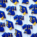 Graduation Cookie Cutters 6Pcs, Cap Gown Diploma Frame Medallion Shapes Cookie Cutter Mold, 304 Stainless Steel Biscuit Dough Fondant Cutters for Celebration Kitchen Baking