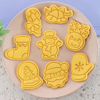 8 Piece Christmas Cookie Cutters, 3d Raised Design Gingerbread Cookie Stamps, Cookie Cutter Set suitable for Frosting Decoration, Mini Pie Molds, Apple Pie Pastry Biscuit Cutter (Christmas-D)
