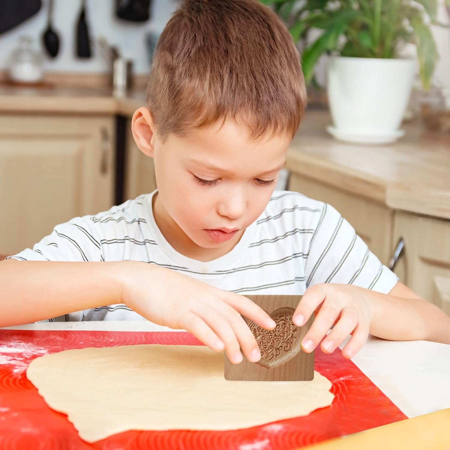 Wooden Cookie Biscuit Mold, 3D Baking Mold, Embossing Craft Decorating Baking Tool, Suitable for Halloween Thanksgiving Christmas Kitchen DIY (Love A 10 * 10 * 2)