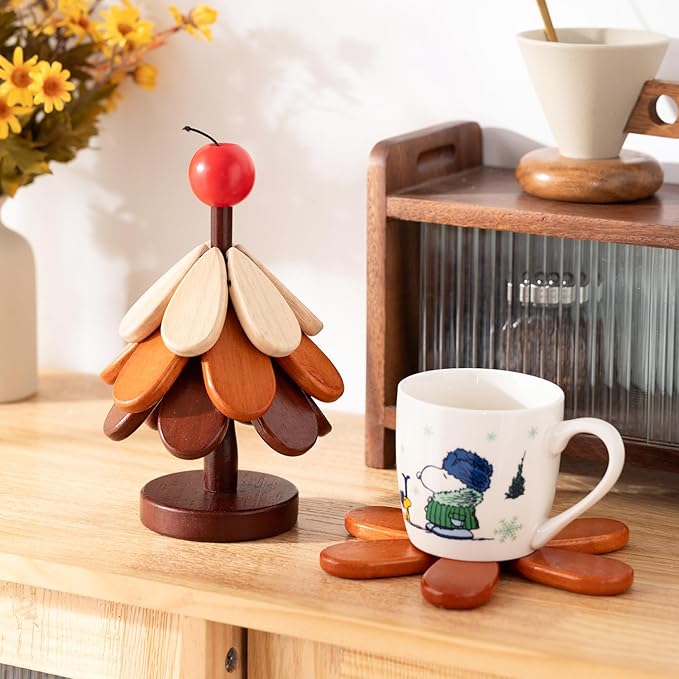 Wooden Apple top 3-Piece Christmas Tree Coaster Set, Suitable for hot Dishes, Coffee, hot Water Cups, Home Restaurant Coasters, Heat-Resistant and Heat-Resistant mats, Holiday Table Decorations