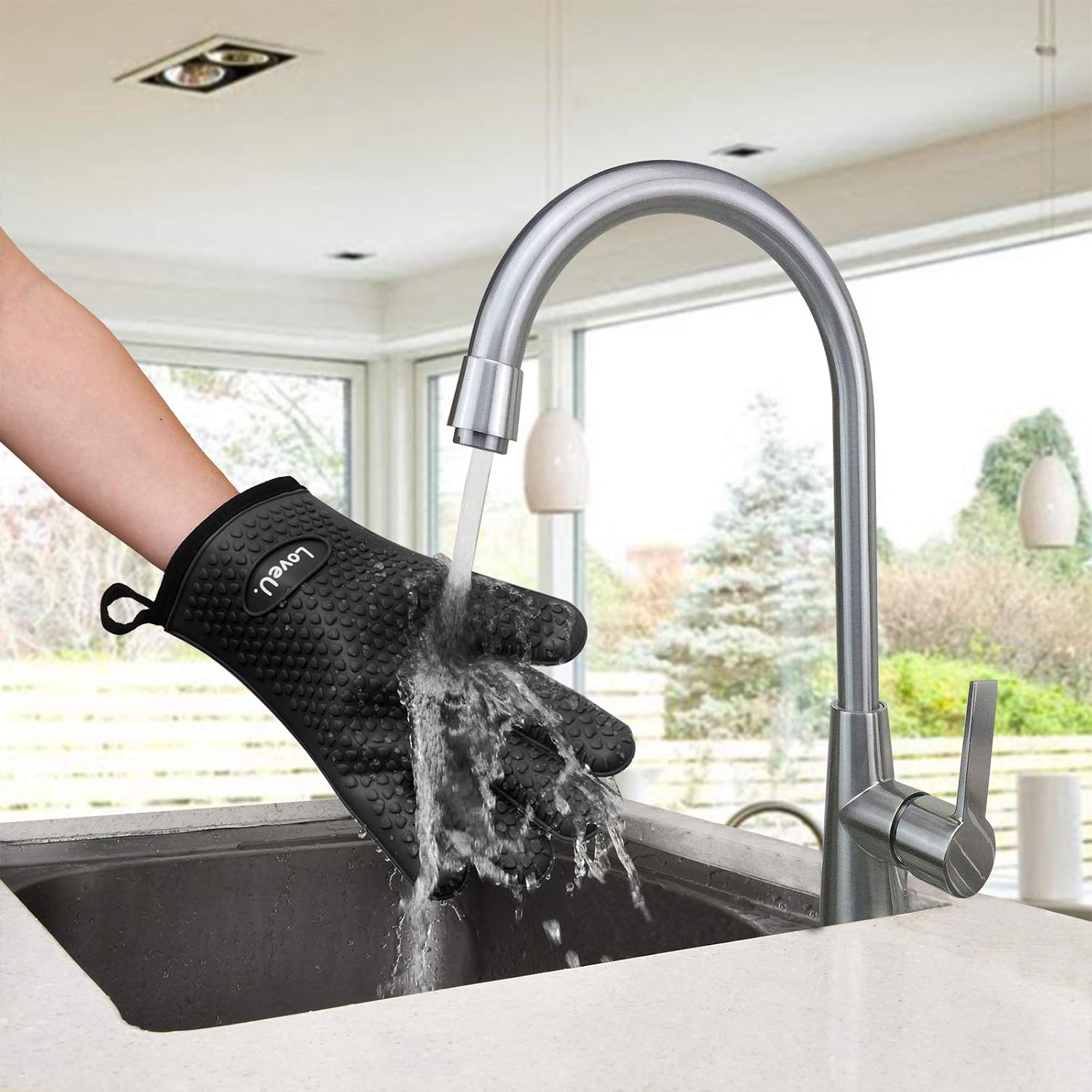 Kitchen Oven Gloves - Dual-Layer Heat Resistant Grilling Gloves, Silicone Oven Mitts with 5 Fingers, Waterproof Non-Slip Pot Holder for Barbecue, Cooking, Baking (Black)