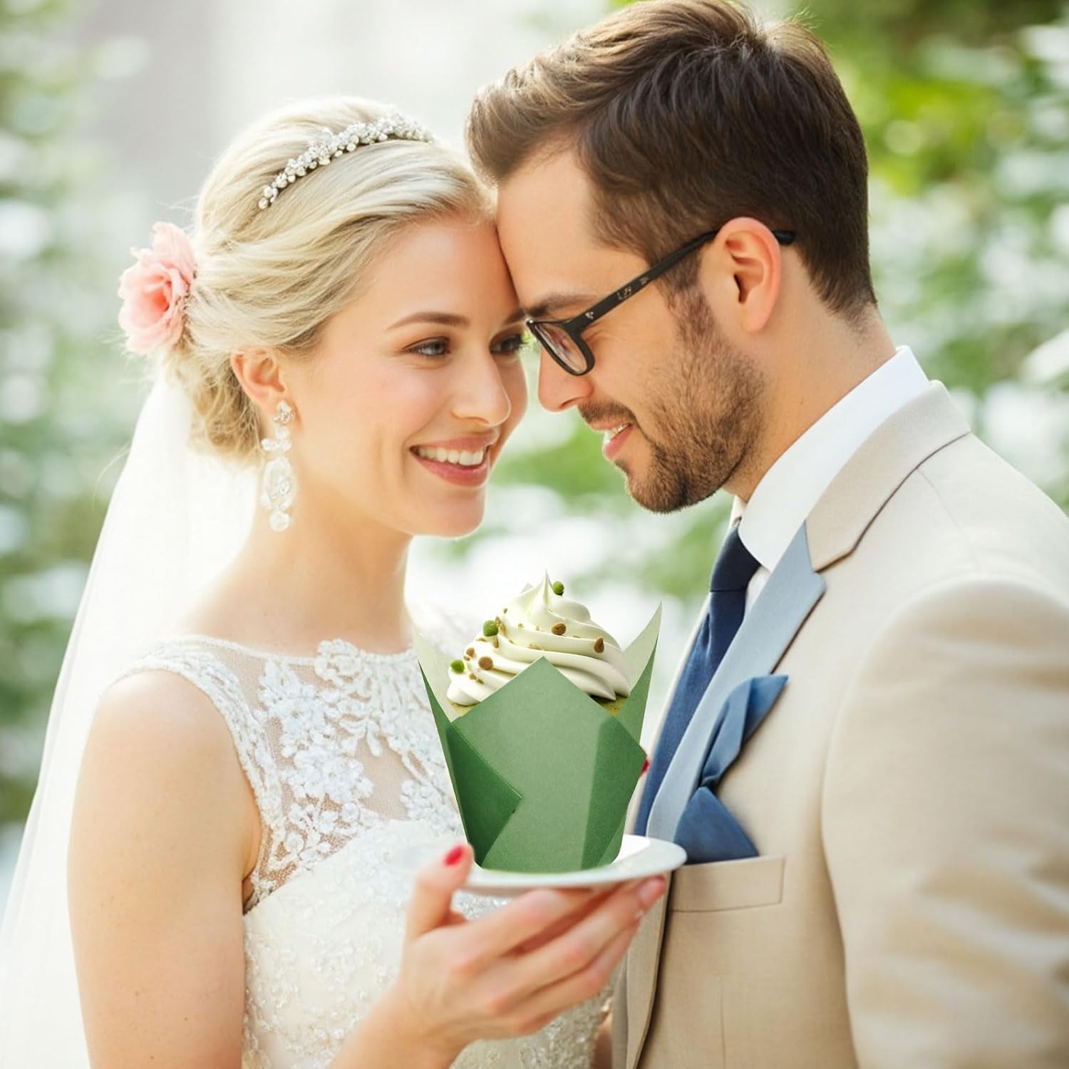 180Pcs Sage Green Tulip Cupcake Liners Gradient Green Muffin Baking Cups Cupcake Wrappers for Wedding Bridal Shower Spring Holiday Party Supplies