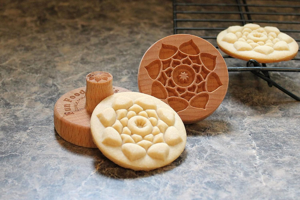 Wood Cookie Stamp, 2.5 Inch (Mandala CS-037)