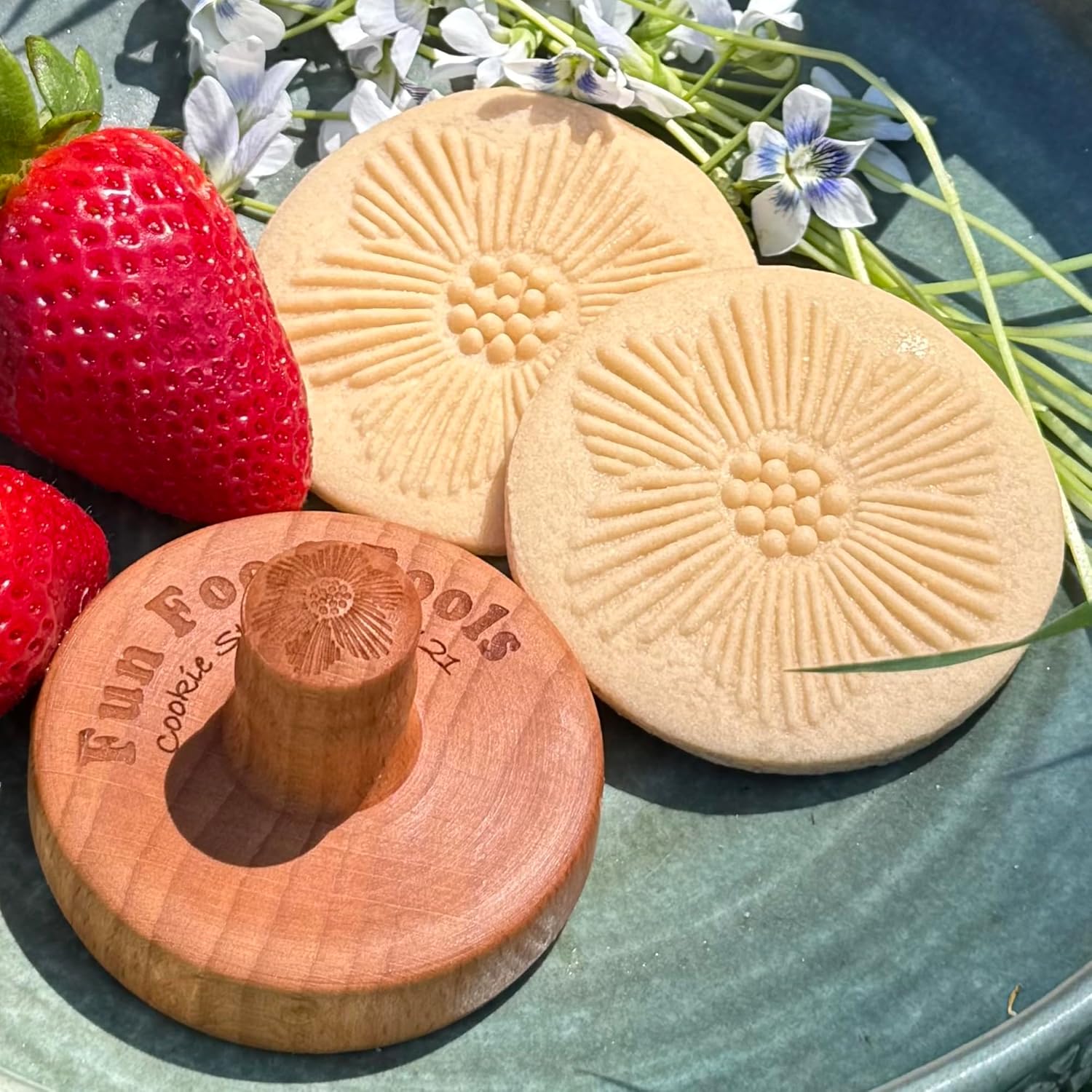 Wood Cookie Stamp, 2.5 Inch (Flower Design CS-121)