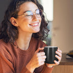 APEKX Self-Heating Ceramic Coffee Mug - Stable 130°F Temperature, 15W Wireless Phone Charging, 12.8 fl oz Capacity - USB-C Enabled. (Black)