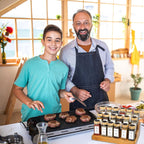 Aliggbent Spice Jars with Lable, 36 Pcs 4 oz Glass Spice Jars with Bamboo Lids, Spice Containers Bottles, Glass Seasoning Jars with Shaker Lids, Collapsible Funnel, for Spice Racks, Pantry,Cupboard